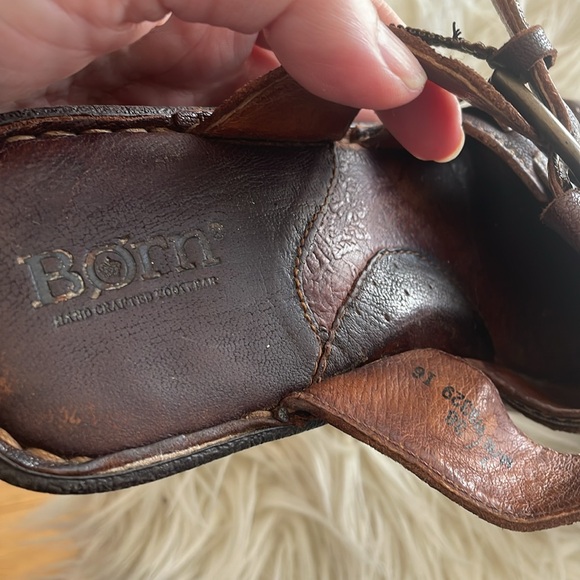 Born brown wedge clogs - Picture 8 of 10